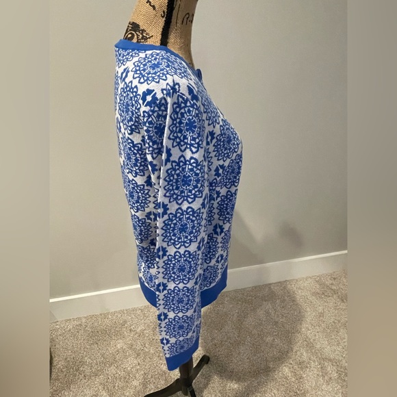 ATF Button Cardigan - Picture 2 of 9